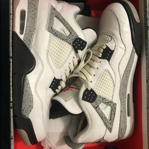 Air Jordan 4 Retro White Cement
